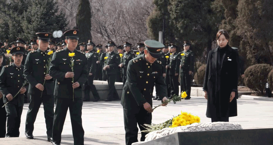 “把雷鋒精神代代傳承下去！”