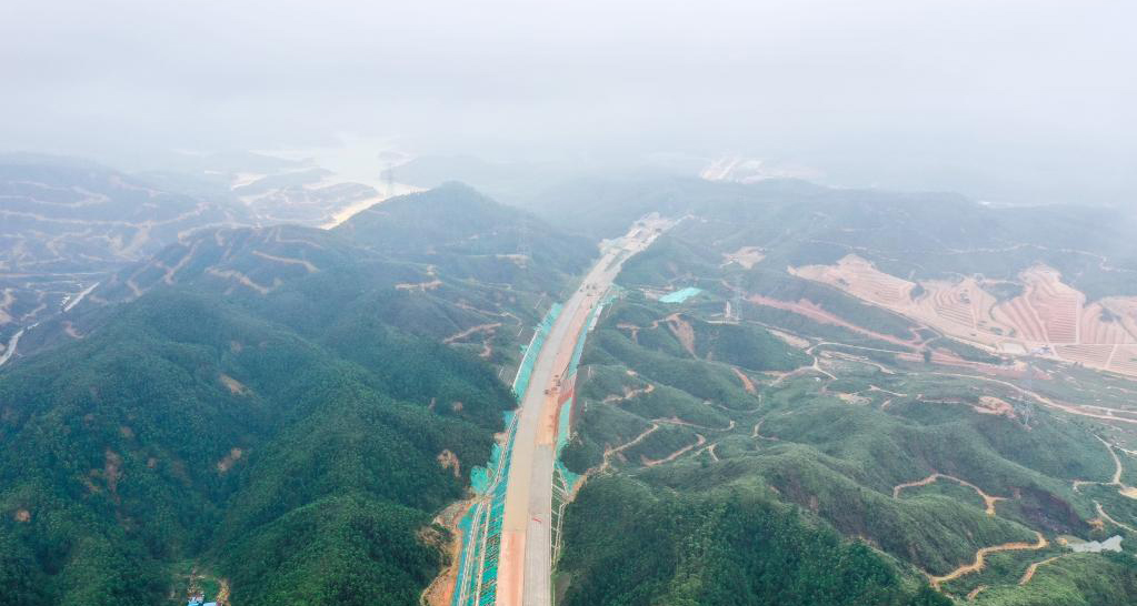 黃茅海跨海通道建設(shè)進(jìn)展順利