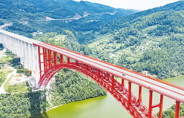 貴州德余高速全線建成通車