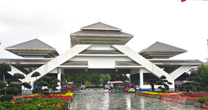 南寨公園雨中美景